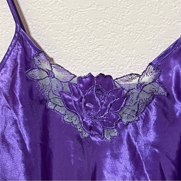 Vintage 80s 90s purple lace rose detail slip dress - Picture 2 of 7
